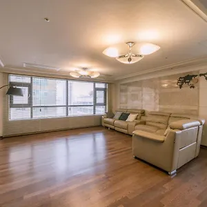 Party For Up To 29 People 아파트